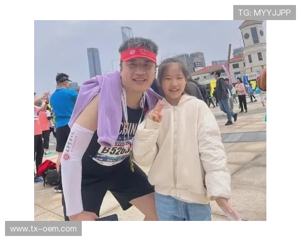 张水华叹张雪峰离世快乐最重要啊